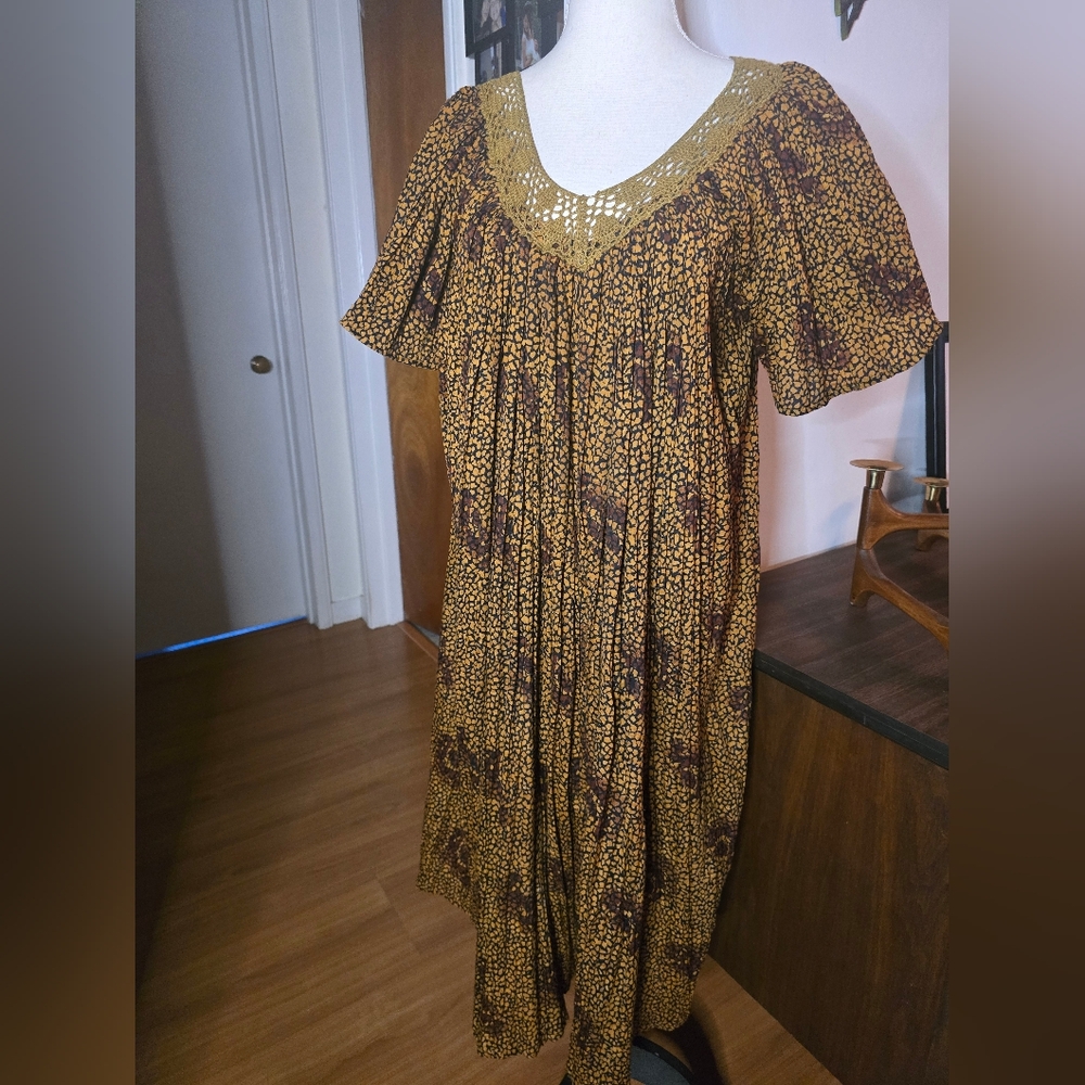 Carolina Bay Gold and Brown Women's Mumu Style Dress One Size